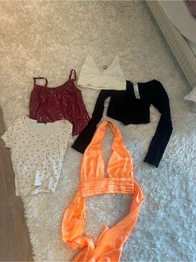 BUNDLE of tops.